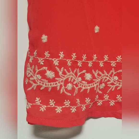 American Eagle Red Embroidered Blouse - Size Medium - Picture 4 of 6